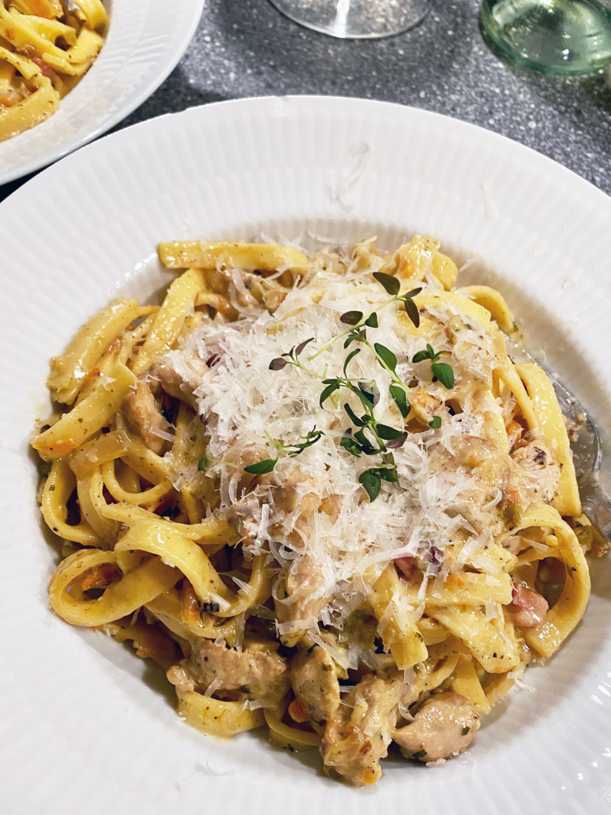 Hasenragout mit Pasta - ZEISS Jagd