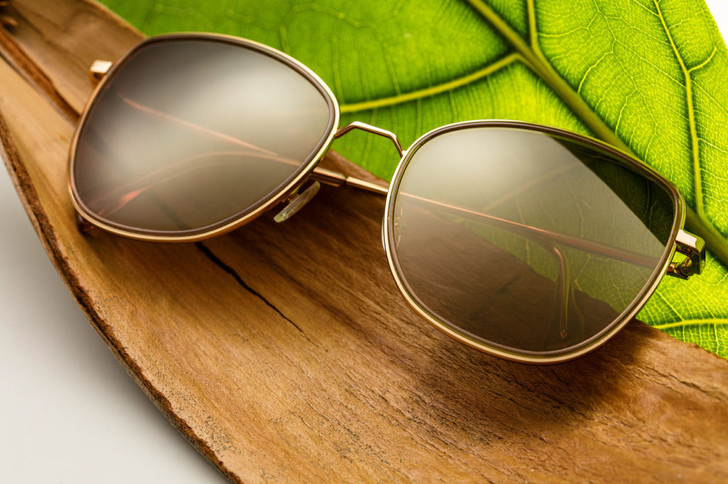 5 Unique Eyeglass Lens Combinations for a Fashionable Look - ZEISS Eye Care  Professional Blog