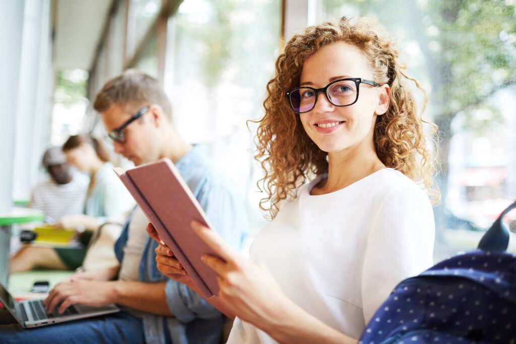 teenagers eyeglasses trendy